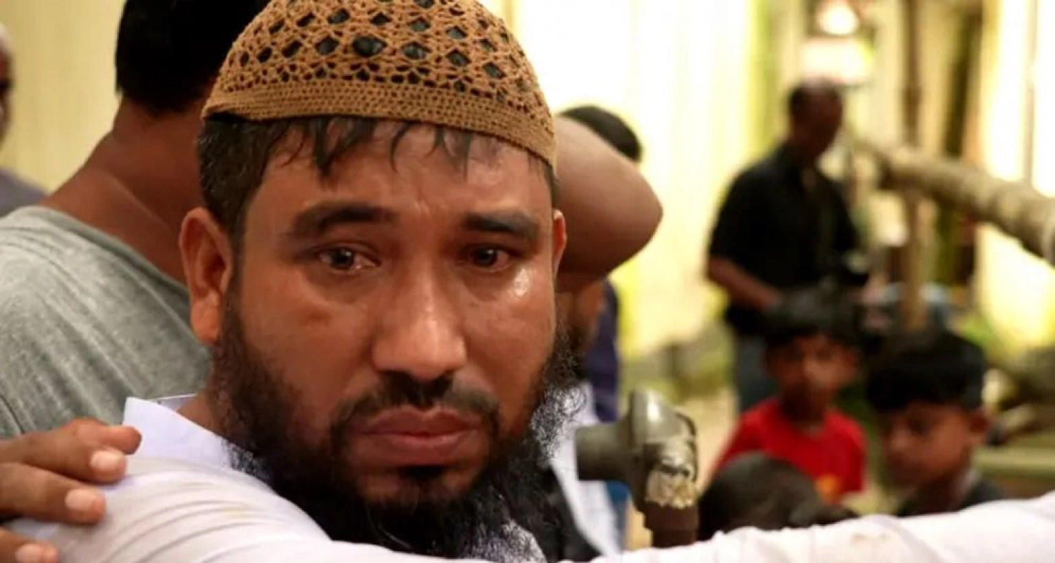 একসঙ্গেই খেলতো তিন শিশু, এখন কবরেও পাশাপাশি