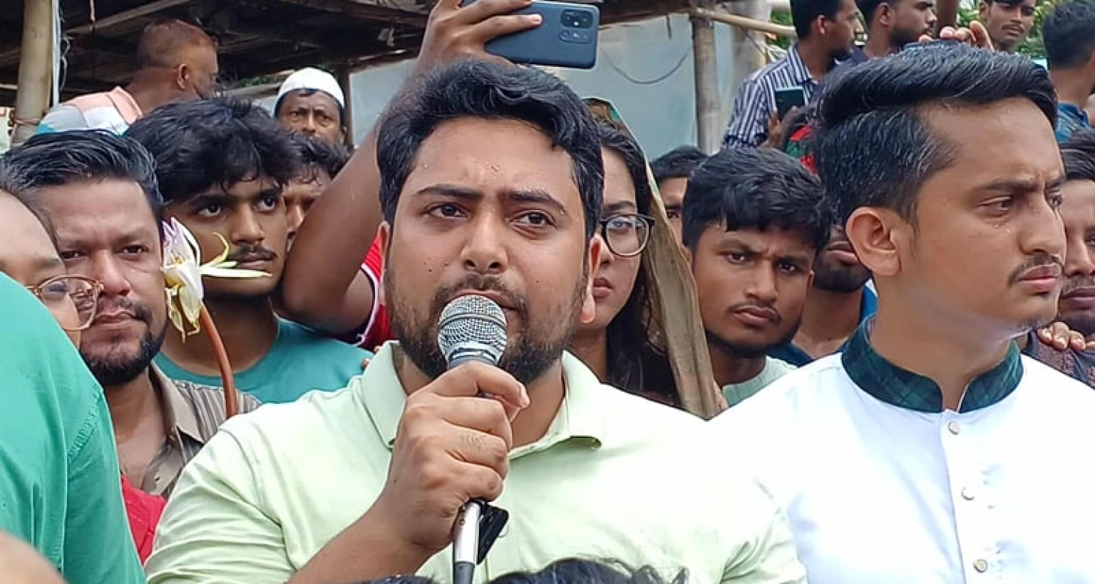 পুরোনো সিস্টেমে দেশকে আর চলতে দেব না: নাহিদ ইসলাম 