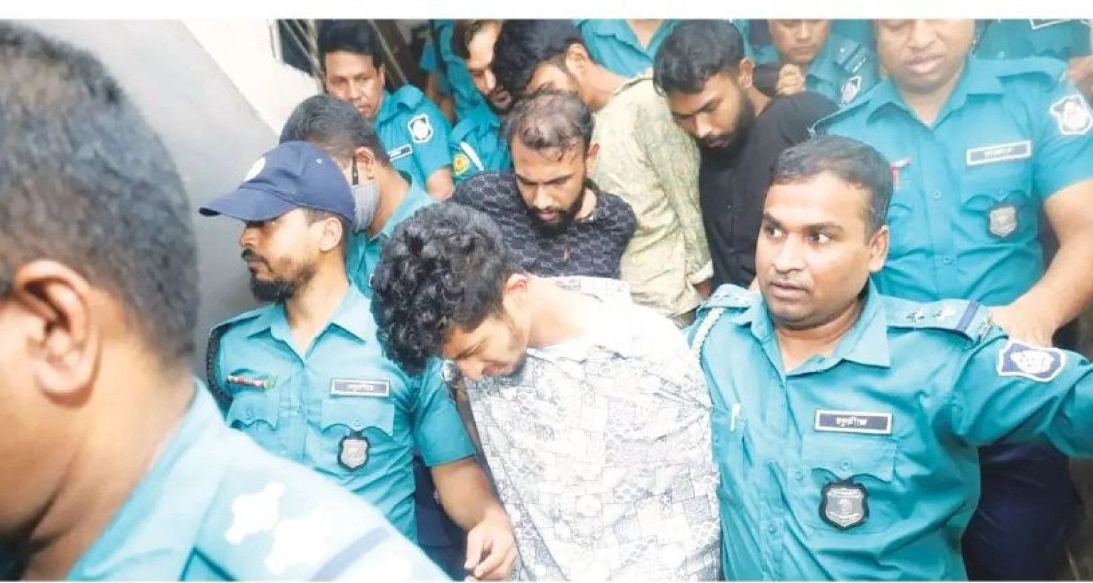 ‘গ্রেপ্তার সমন্বয়কদের বিরুদ্ধে গুলশান, বাড্ডা, বনানী এলাকায় চাঁদাবাজির অভিযোগ পাওয়া যাচ্ছে’