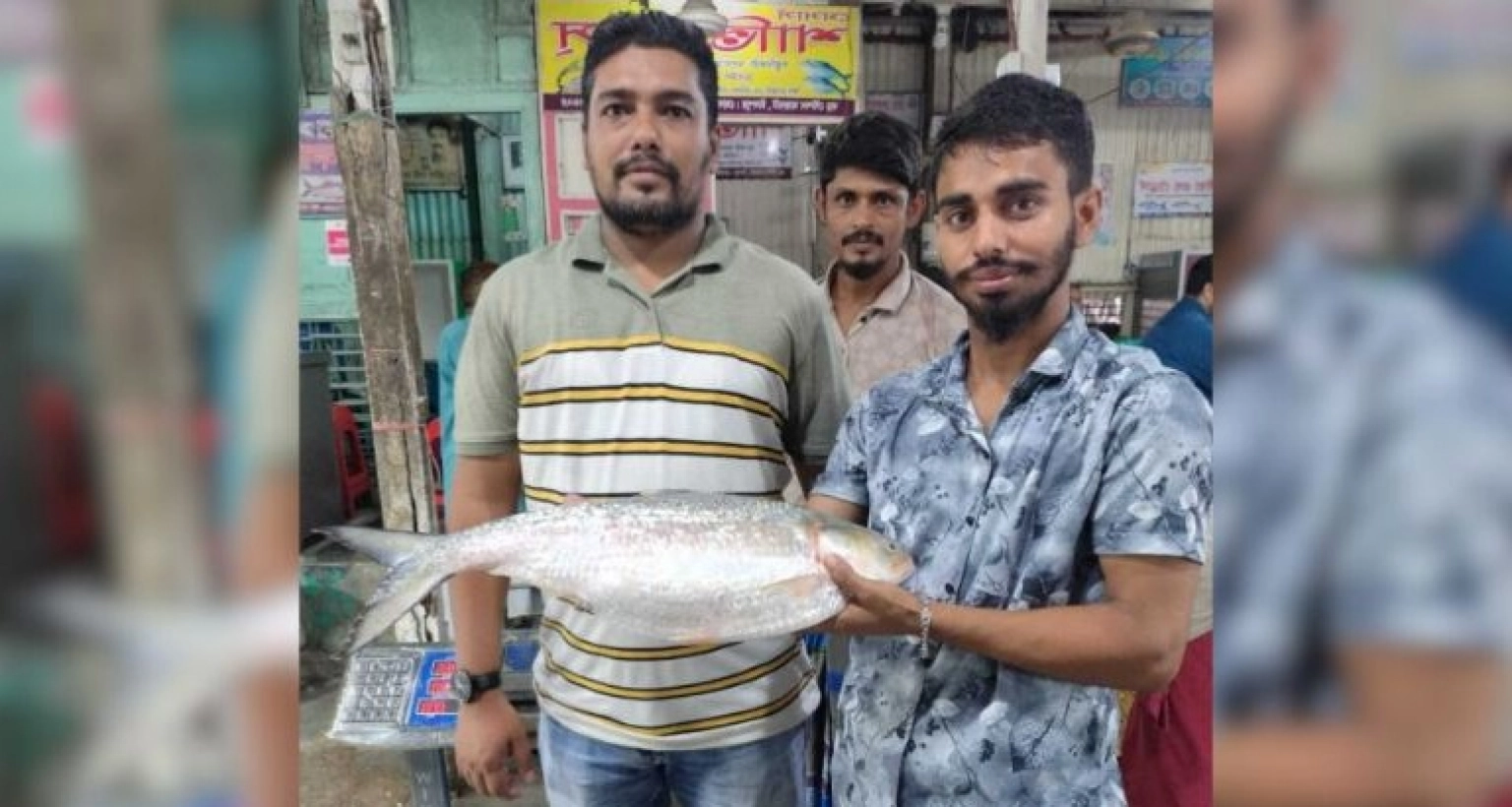 ১৬ হাজার টাকায় বিক্রি হলো ৩ কেজির রাজা ইলিশ