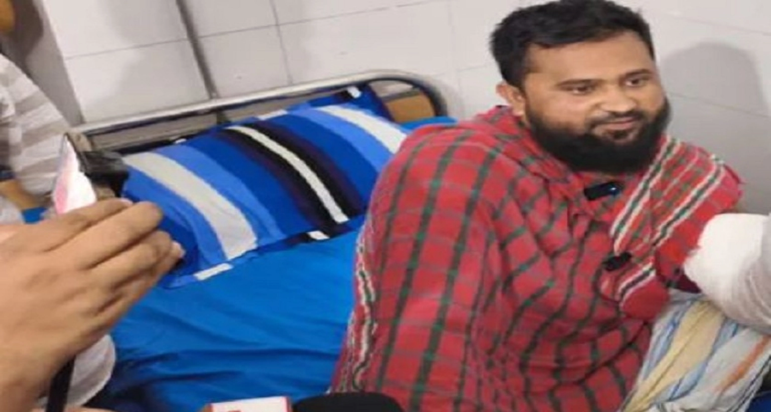 হাতের আঙুলের জায়গায় পায়ের আঙুল এনে সফলভাবে প্রতিস্থাপন