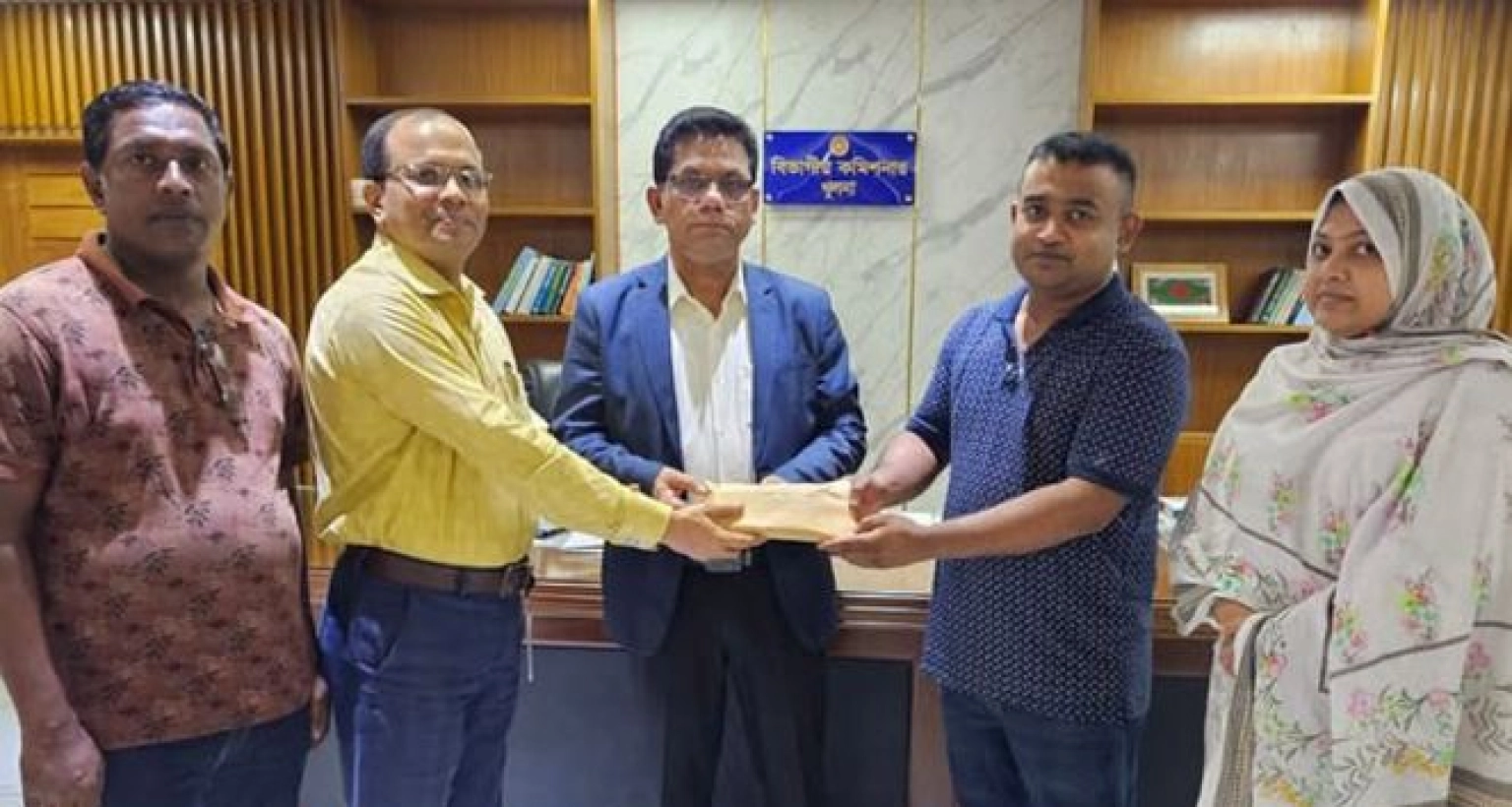 ভেজাল ও নকল ওষুধ; ৫ লাখ টাকা জরিমানা লাজ ফার্মাকে