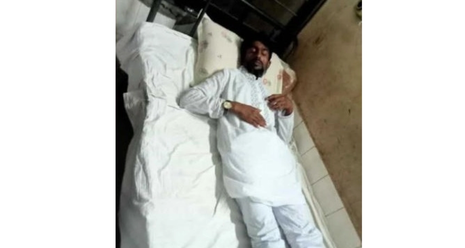 এসআইয়ের থাপ্পড় খেয়ে কানে শুনছেন না যুবদল নেতা!
