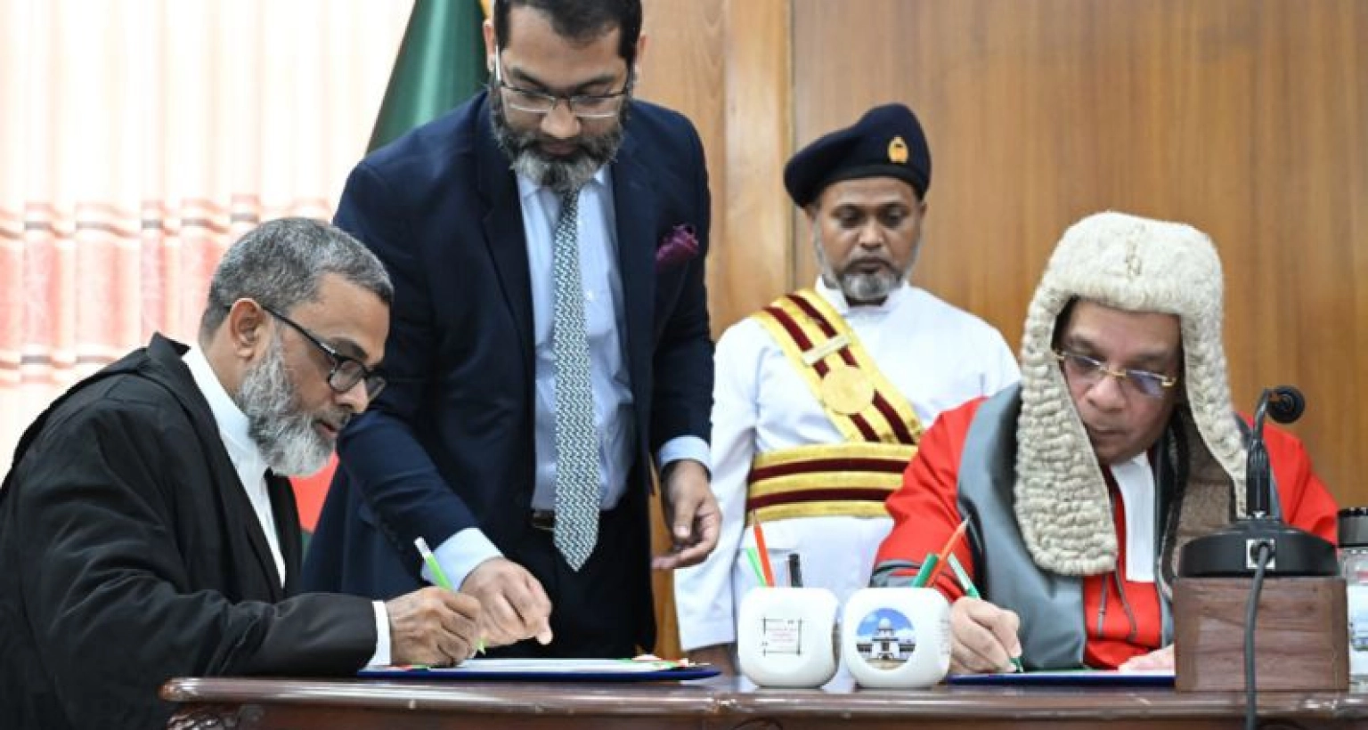 বিচারপতি হওয়া সারজিস আলমের শ্বশুর ছোটবেলা থেকেই তুখোর মেধাবী