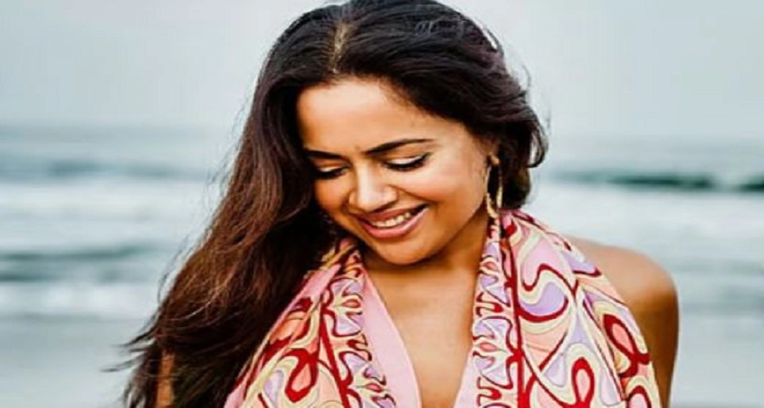 ‘সবজিওয়ালার থেকেও রেহাই পাইনি’!