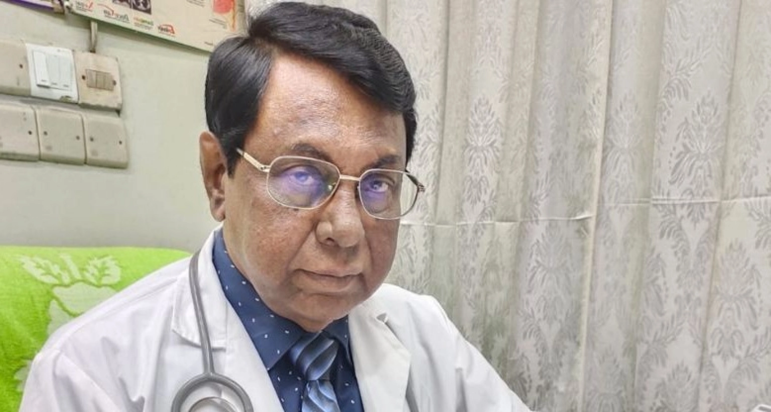 স্বাস্থ্য উপদেষ্টা হতে এক সমন্বয়ককে ২০০ কোটি টাকার চেক দেয়ার অভিযোগ!