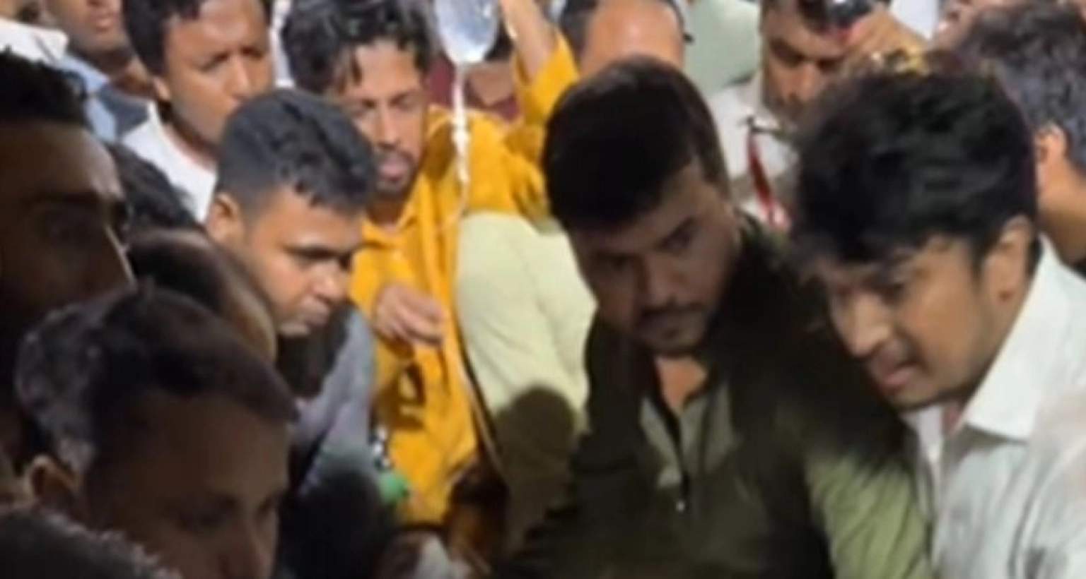 অবস্থা গুরতর, স্থানান্তর করা হচ্ছে ভিপি নুরকে