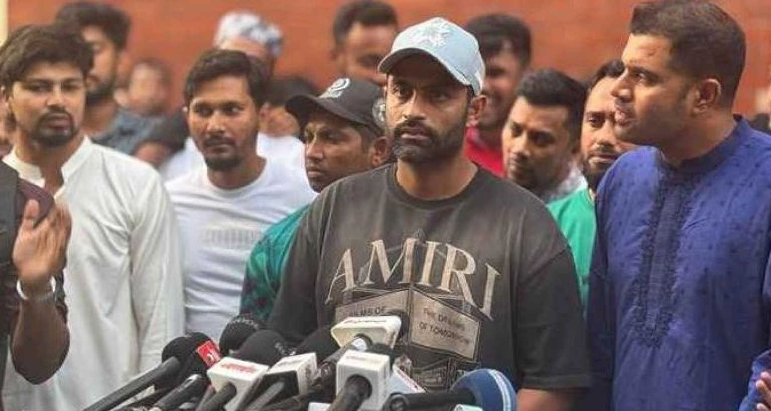 এবার নির্বাচন করার ঘোষণা দিলেন তামিম ইকবাল