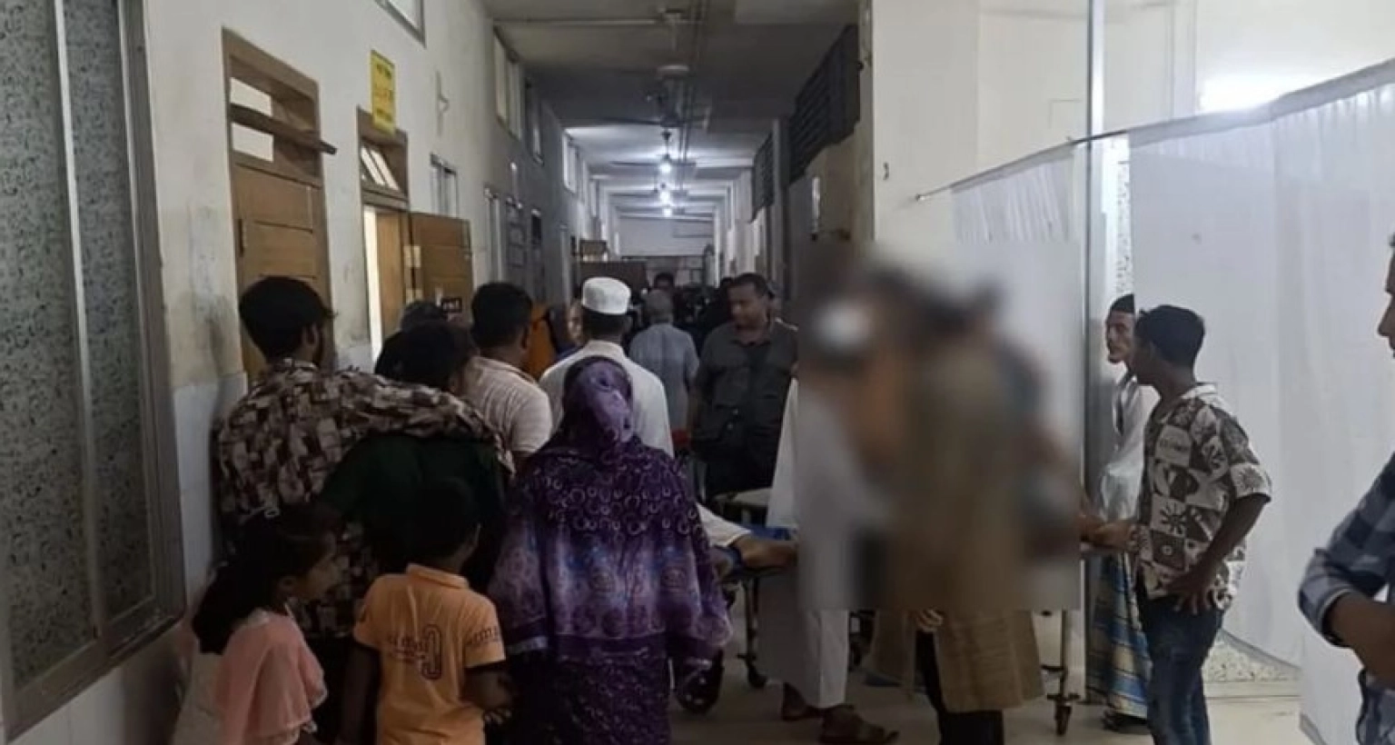 ভয়াবহ সংঘর্ষ ছাত্রদল-শিবিরের মধ্যে, আহত অনেক!
