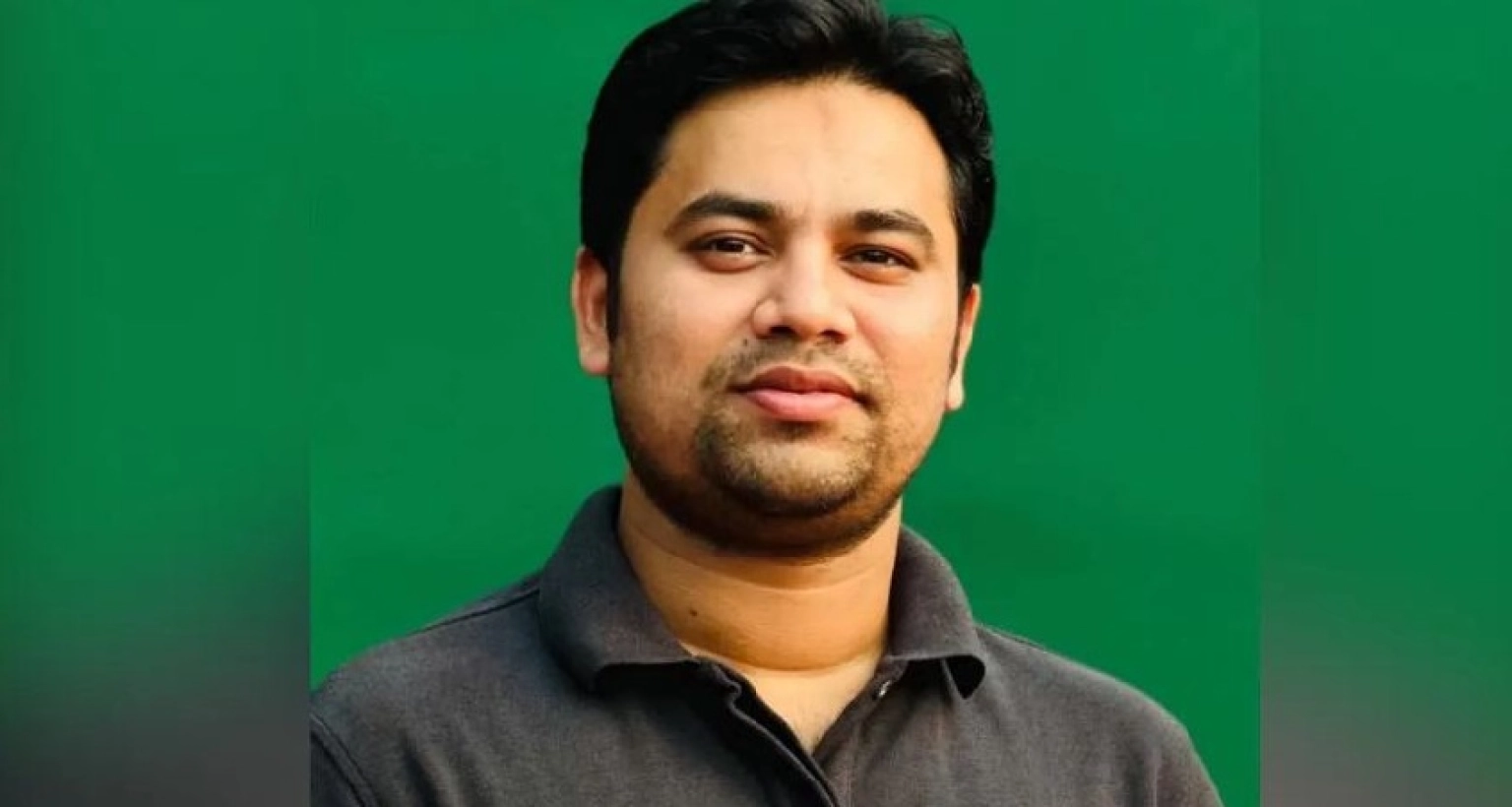 ঠিকাদারকে কিল, ঘুষি ও লাথি মারতে থাকেন ছাত্রদল সভাপতি!