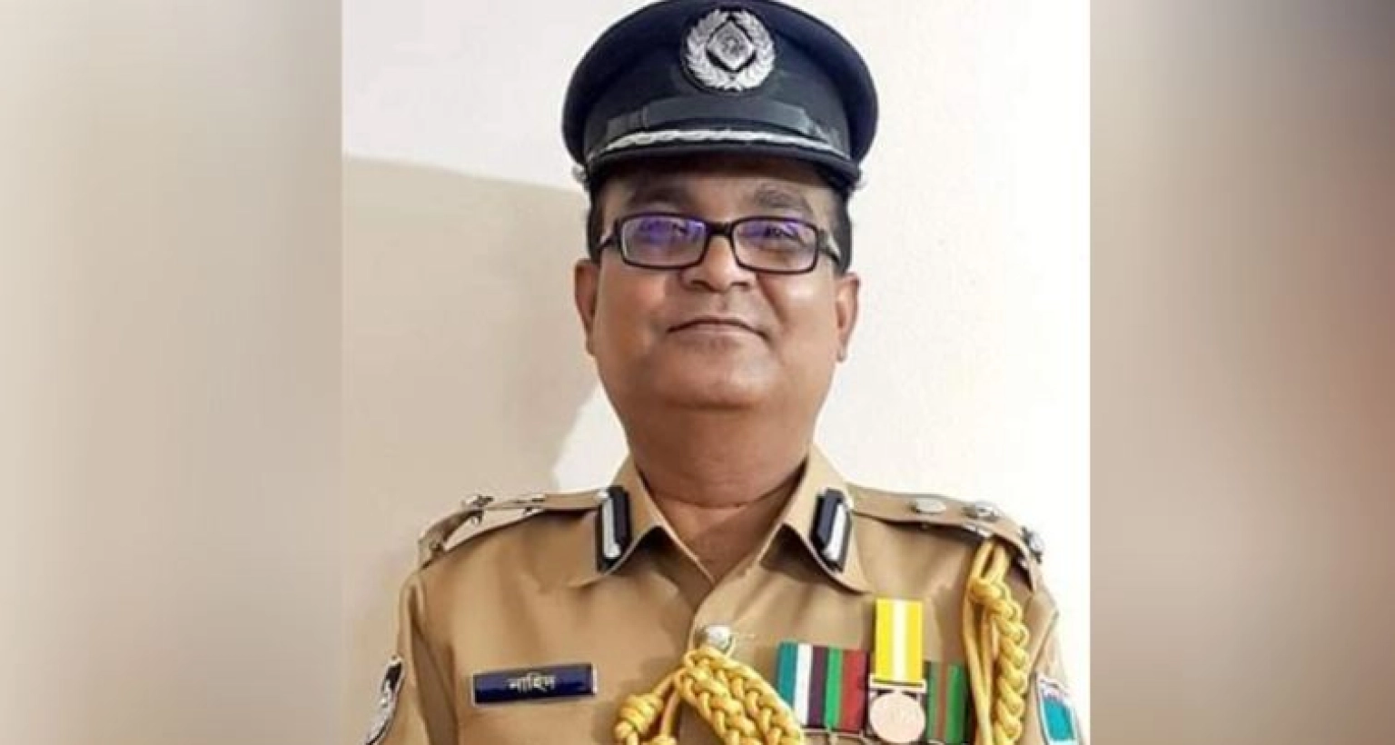 এবার গ্রেফতার সাবেক ডিআইজি নাহিদুল ইসলাম