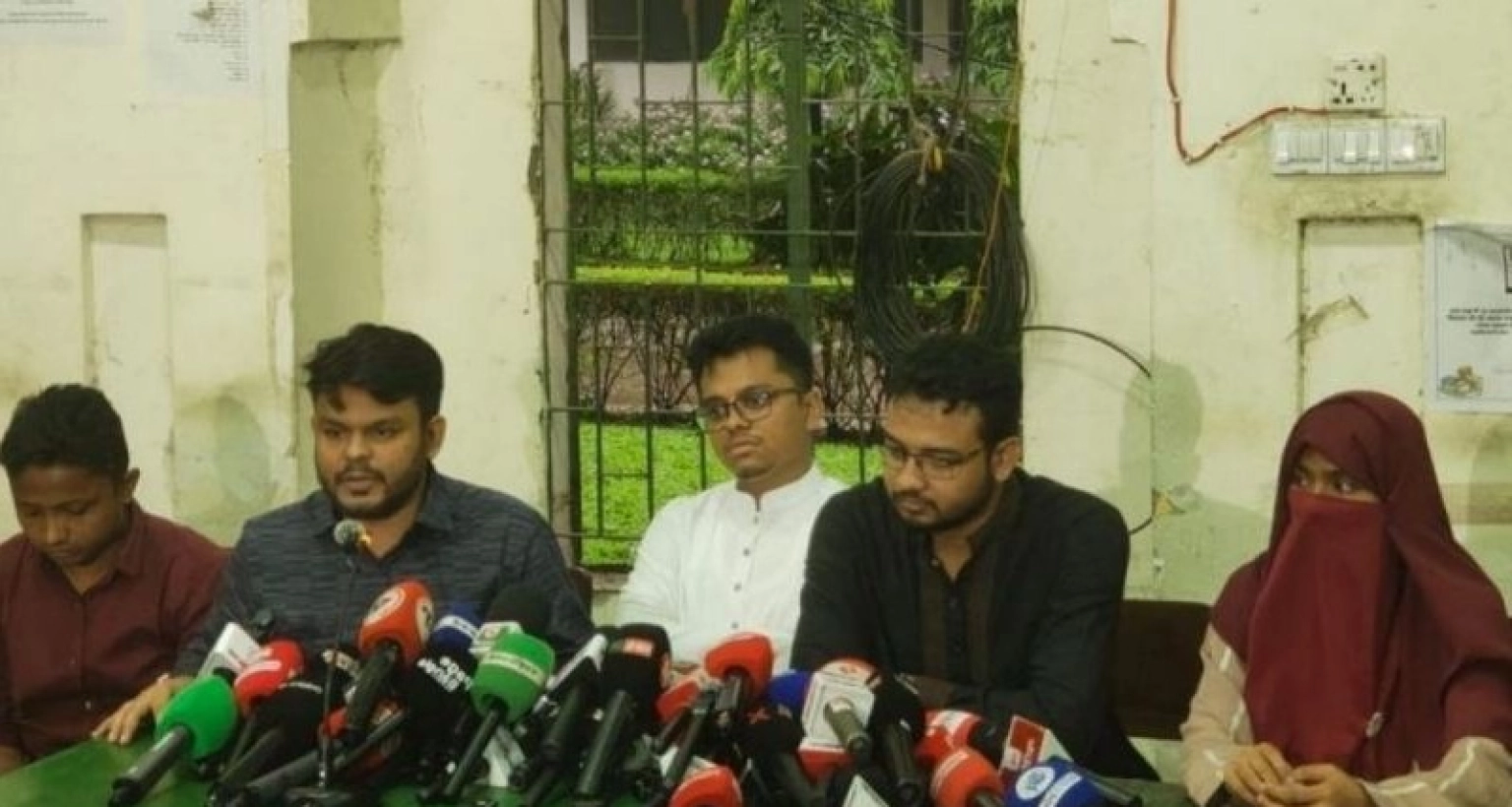 এবার যে উদ্যোগ ঢাবি শিবিরের, ভাসছেন প্রশংসায়