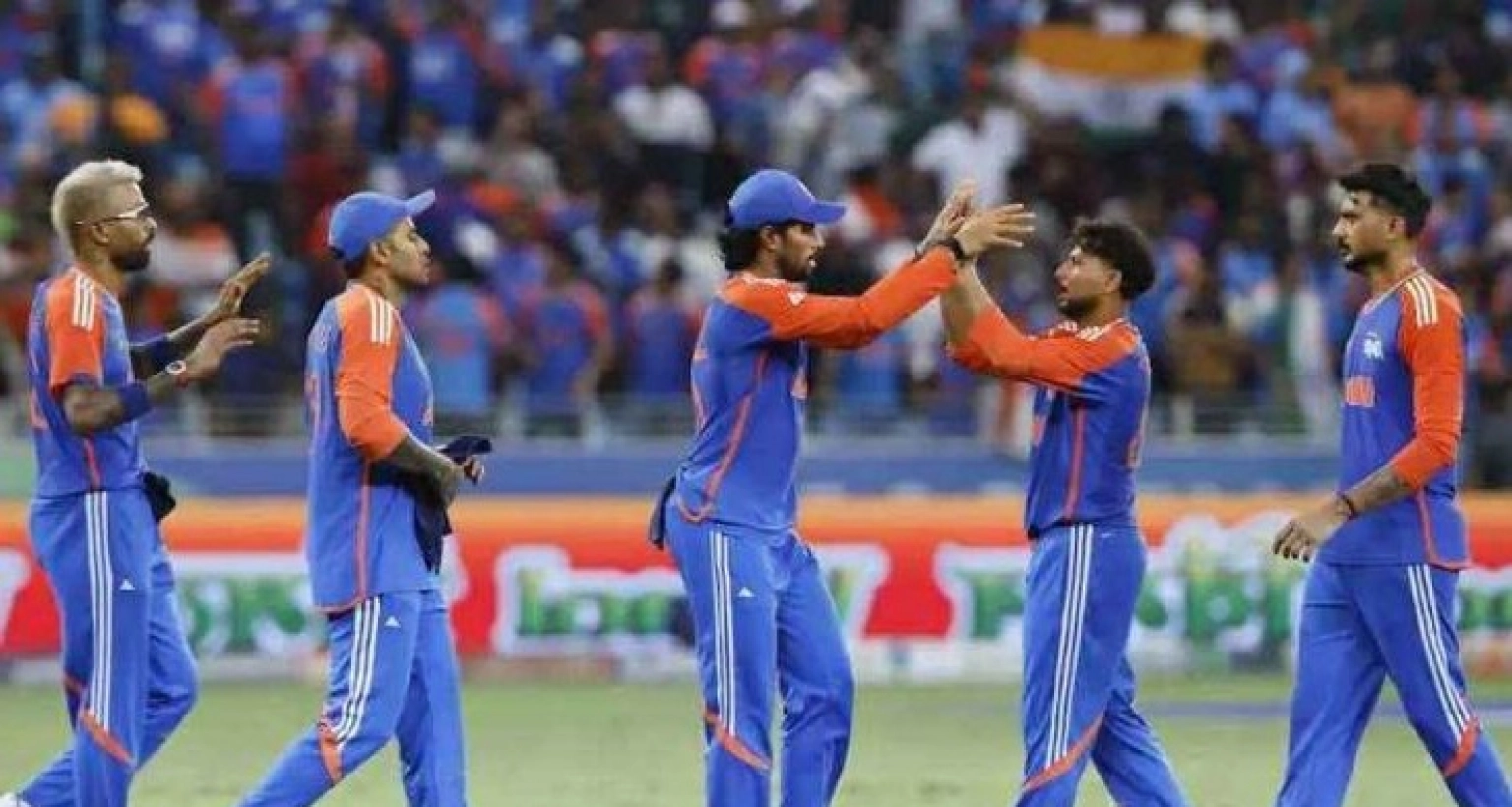 ২৫ বল থাকতে ভারত তুলে নিল ৭ উইকেটের বড় জয়