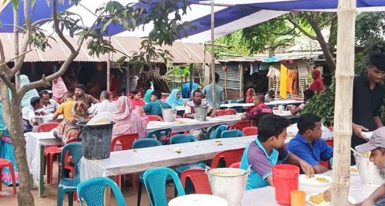 আত্মহত্যা ঋণের দায়ে, আর সেই বাড়িতেই ঋণ করে চল্লিশা!