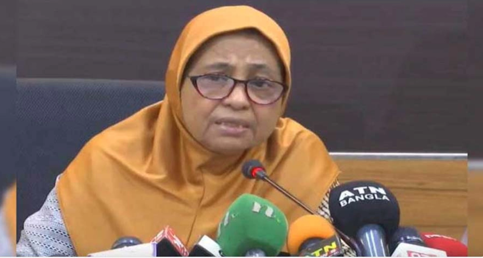 ওষুধ কোম্পানিগুলো অতিরিক্ত মুনাফা করছে: স্বাস্থ্য উপদেষ্টা
