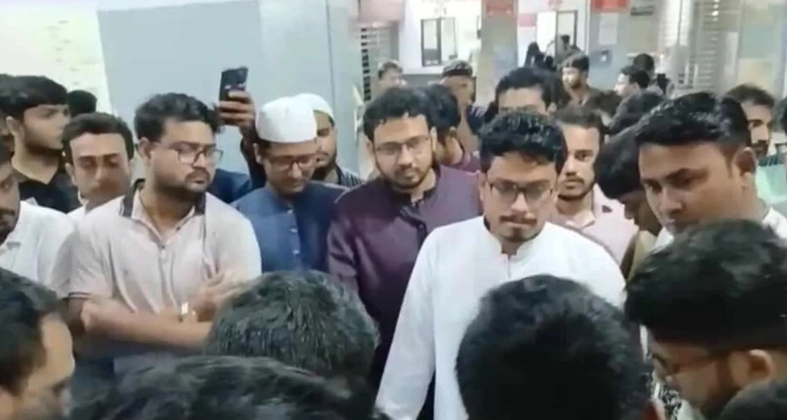  ছাত্রদল নেতার মৃত্যুতে হাসপাতালে ছুটে গেলেন ভিপি সাদিক কায়েম