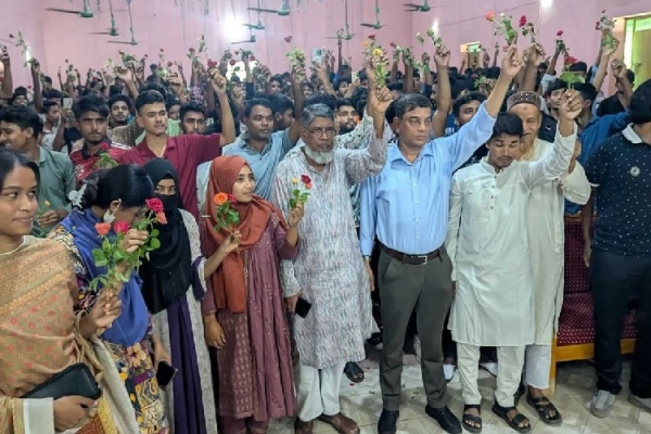 পাঁচ শতাধিক জুলাই যোদ্ধার ছাত্রদলে যোগদান