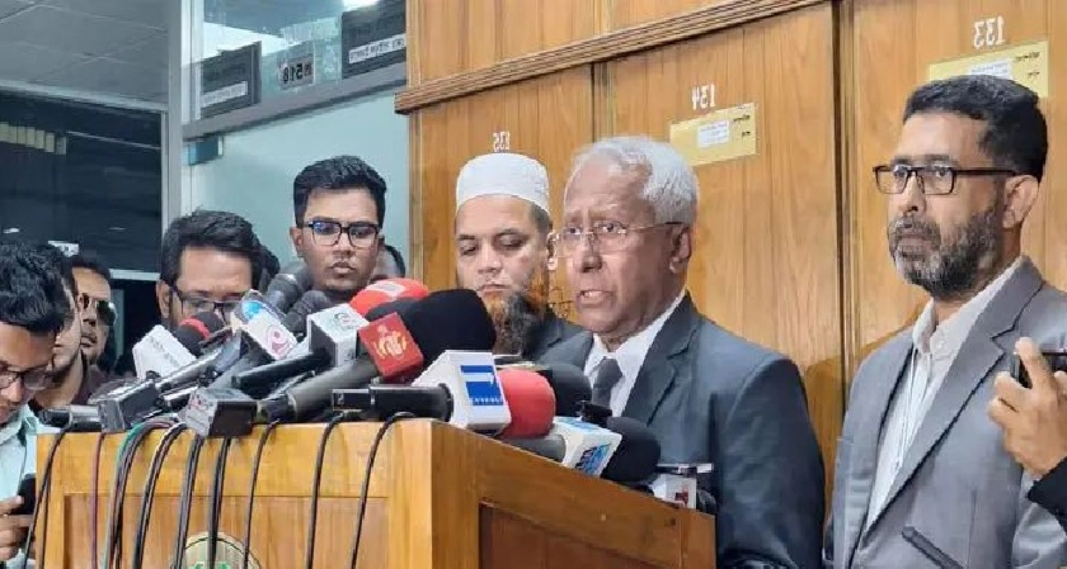জাতীয় সংসদ নির্বাচনে ৯০ হাজার থেকে ১ লাখ সেনা দায়িত্ব পালন করবে: ইসি সচিব