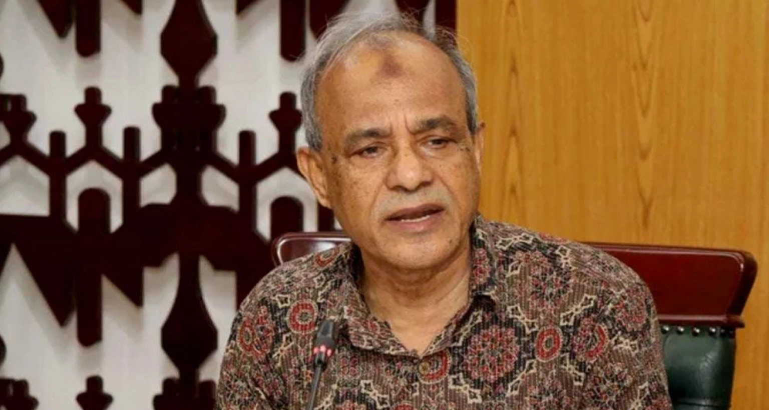 একজনের নামে সর্বোচ্চ কয়টি সিম থাকবে জানালেন স্বরাষ্ট্র উপদেষ্টা