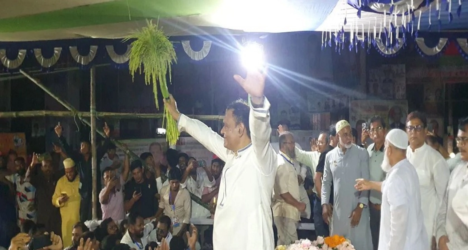 'বিএনপি জনগণের দল, এ দলকেই ক্ষমতায় আনতে হবে'  'বিএনপি জনগণের দল, এ দলকেই ক্ষমতায় আনতে হবে'