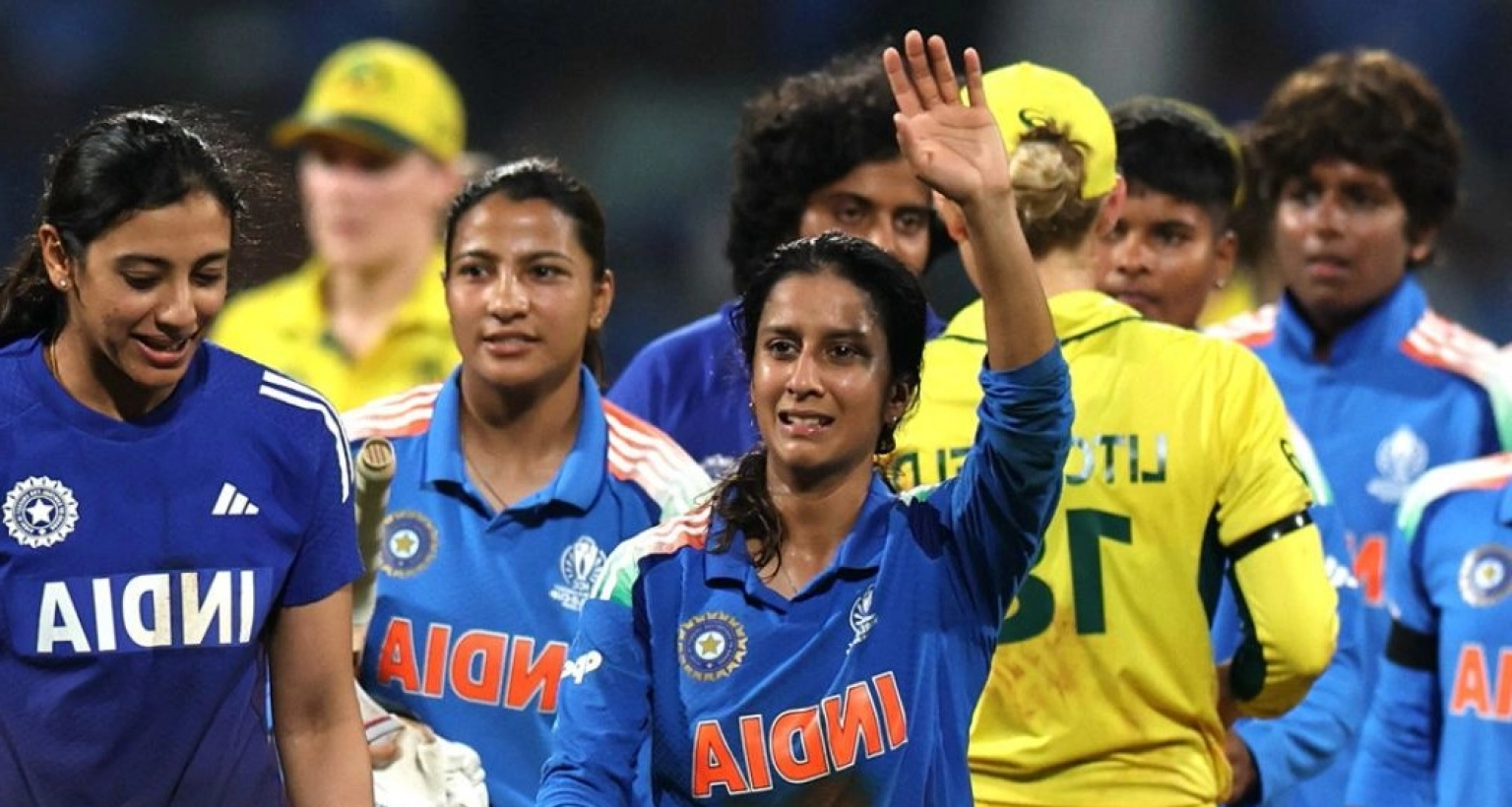 ‘প্রতিদিন কেঁদেছি’, চোখ ভেজানো কণ্ঠে এক ক্রিকেটার!  ‘প্রতিদিন কেঁদেছি’, চোখ ভেজানো কণ্ঠে এক ক্রিকেটার!