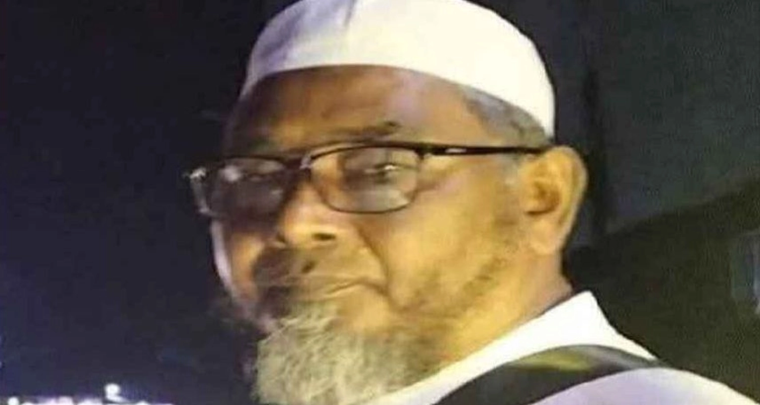 মর্মান্তিক সড়ক দুর্ঘটনায় বিশিষ্ট আলেমের মৃত্যু  মর্মান্তিক সড়ক দুর্ঘটনায় বিশিষ্ট আলেমের মৃত্যু