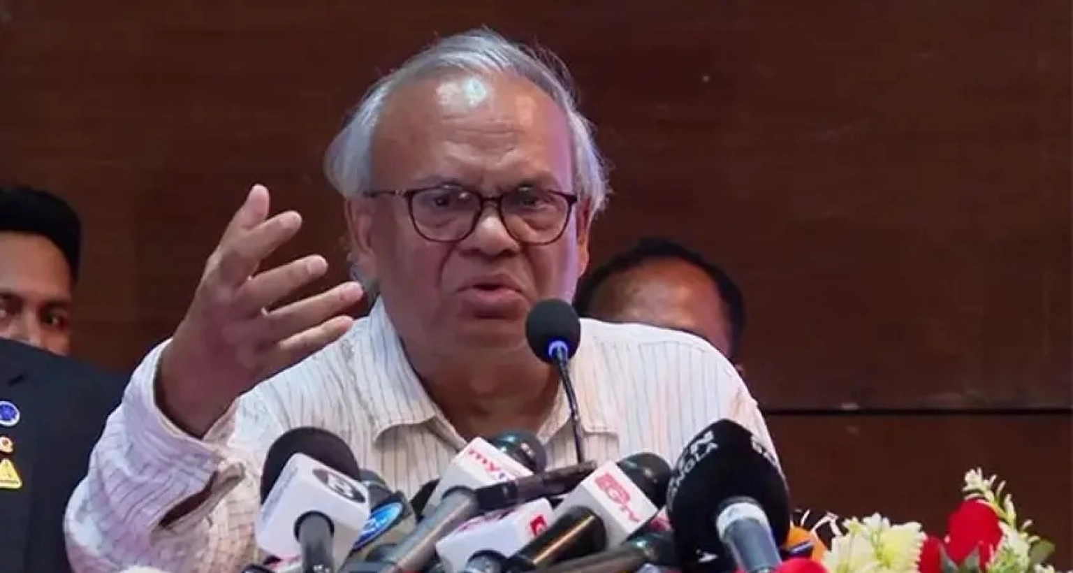 রাষ্ট্রবিরোধী কর্মকাণ্ডে বিএনপির কোনো নেতাকর্মী জড়িত নয়: রিজভী  রাষ্ট্রবিরোধী কর্মকাণ্ডে বিএনপির কোনো নেতাকর্মী জড়িত নয়: রিজভী