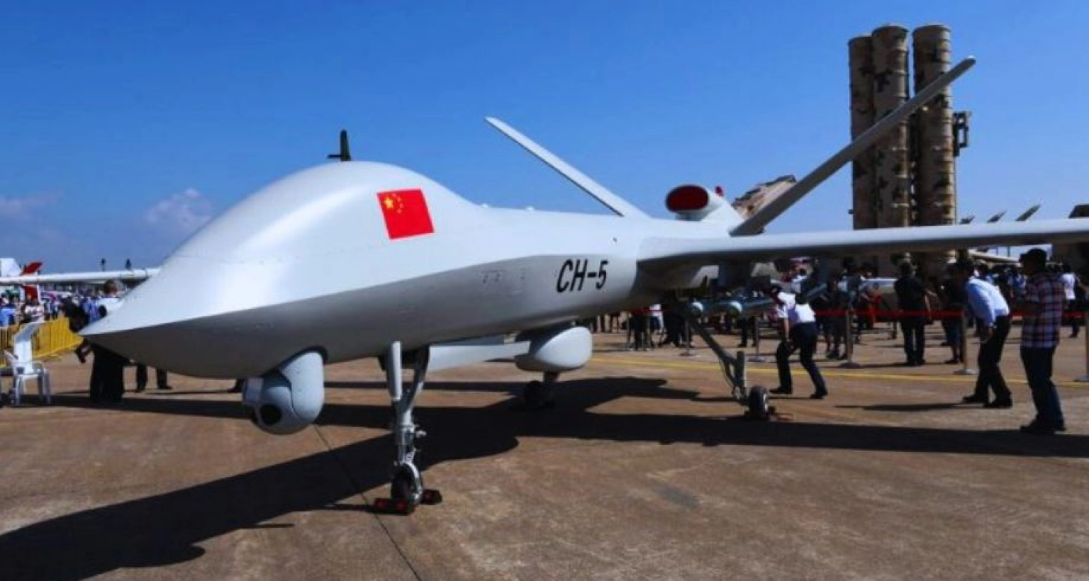 যৌথ উদ্যোগে চীনের সঙ্গে ড্রোন কারখানা স্থাপন করছে বাংলাদেশ বিমান বাহিনী