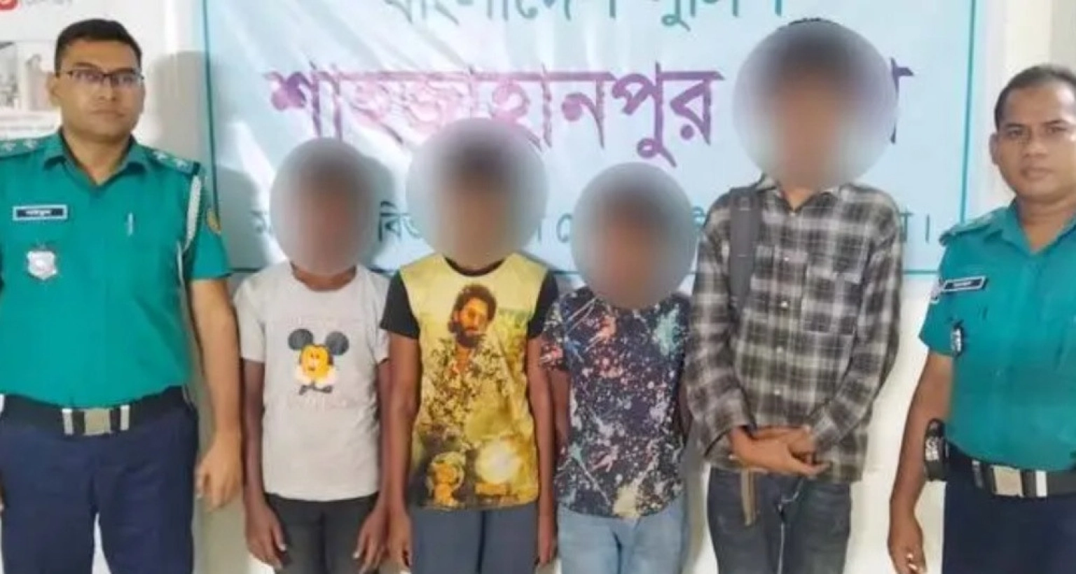 পথ হারিয়ে ৪ শিশু ঢাকায়, ‘হোটেল বয়’-এর কাজ করে কাটল ৬ দিন