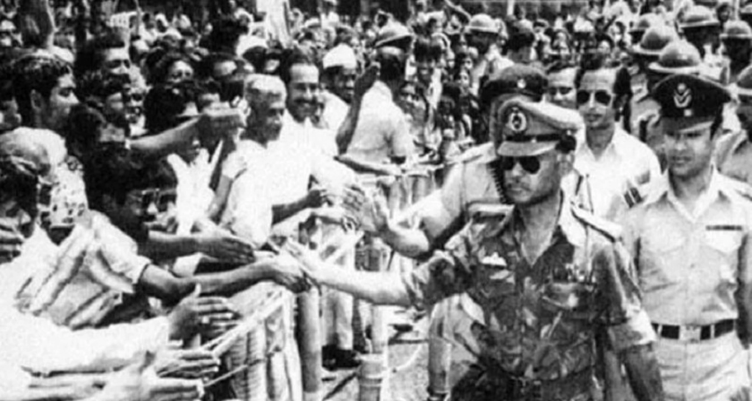 আজ ঐতিহাসিক ৭ নভেম্বর, জাতীয় বিপ্লব ও সংহতি দিবস