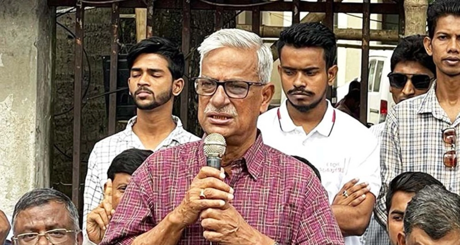 শেখ মুজিব স্বাধীনতা চায় নাই, পাকিস্তানের প্রধানমন্ত্রী হতে চেয়েছেন: জয়নুল আবদিন‎