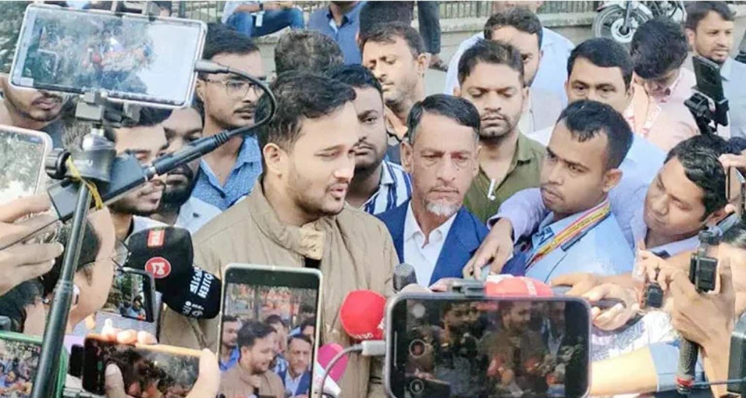 হাজার-বার-ফাঁসি-দিলেও-শেখ-হাসিনার-জন্য-তা-কম-হবে-স্নিগ্ধ