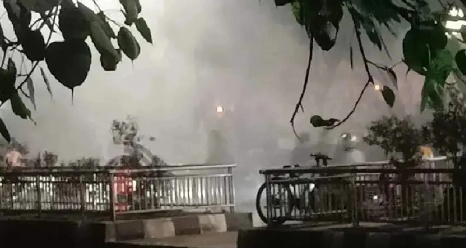 ধানমন্ডি ২৭ নম্বরে এবার পরপর ককটেল বিস্ফোরণ