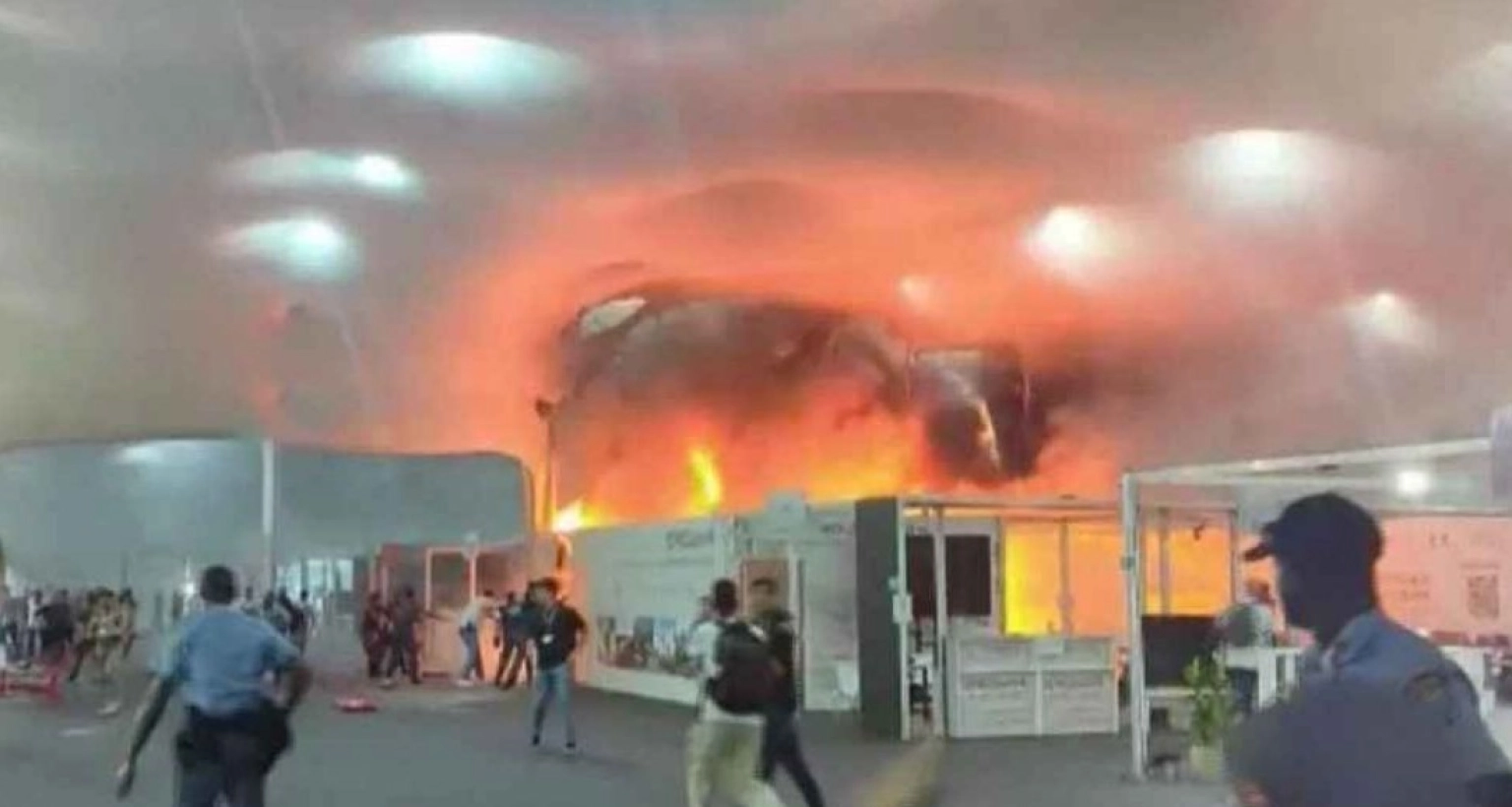 জাতিসংঘের কপ৩০–এর ভেন্যুতে বড় ধরনের অগ্নিকাণ্ড