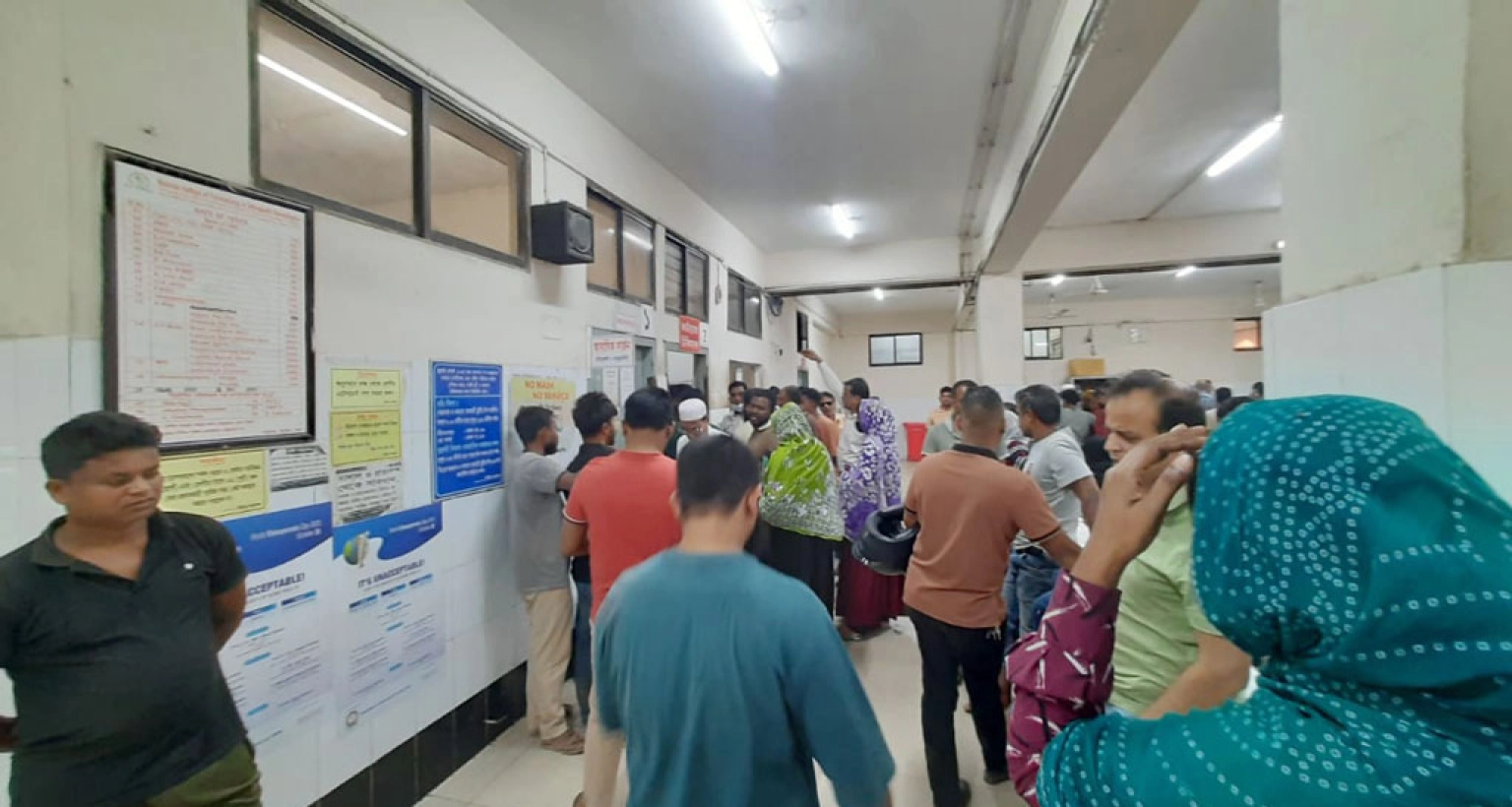 ভয়াবহ ভূমিকম্পে ৩ জেলায় নিহত ৭