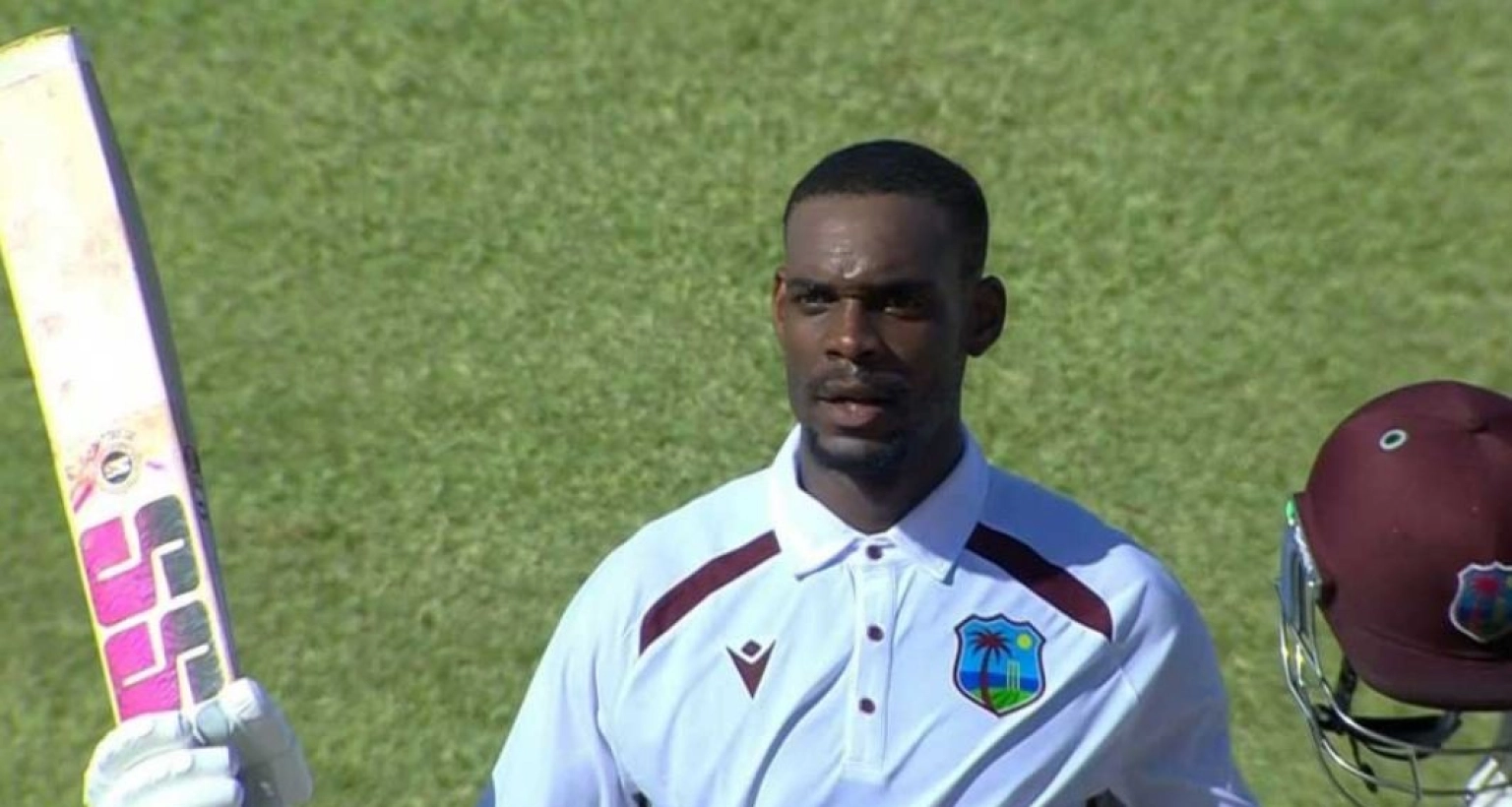 জাস্টিন গ্রিভসের অবিশ্বাস্য ডাবল সেঞ্চুরি!