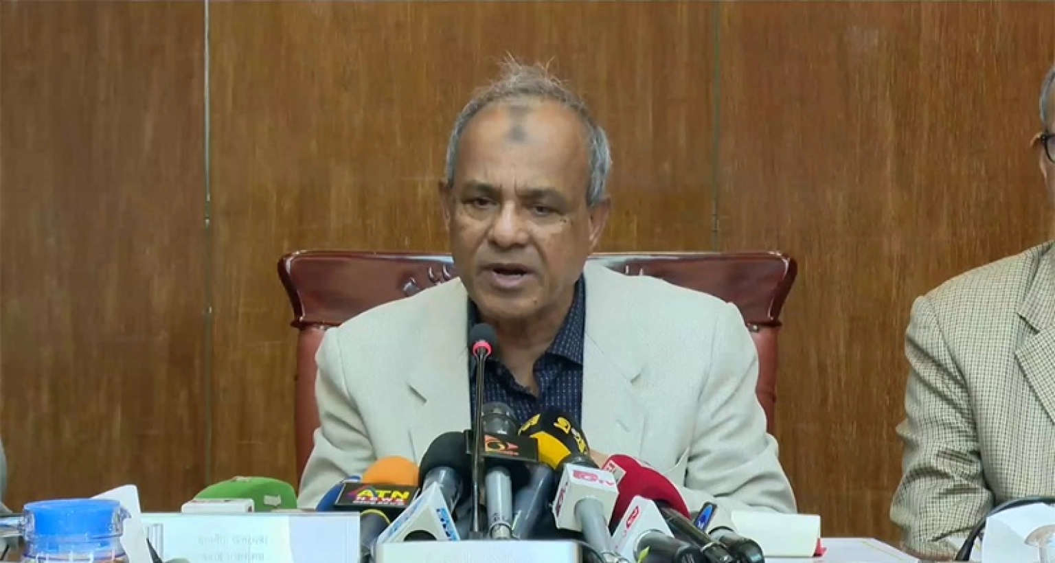 সব-অপরাধ-পুরোপুরি-বন্ধের-ম্যাজিক-আমার-কাছে-নেই-স্বরাষ্ট্র-উপদেষ্টা