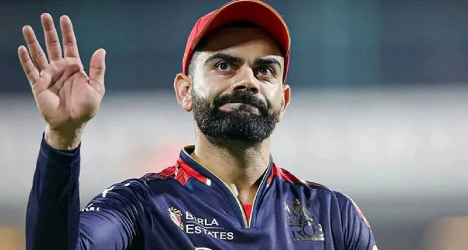 ৮ বছরের সম্পর্কের ইতি টানলেন কোহলি