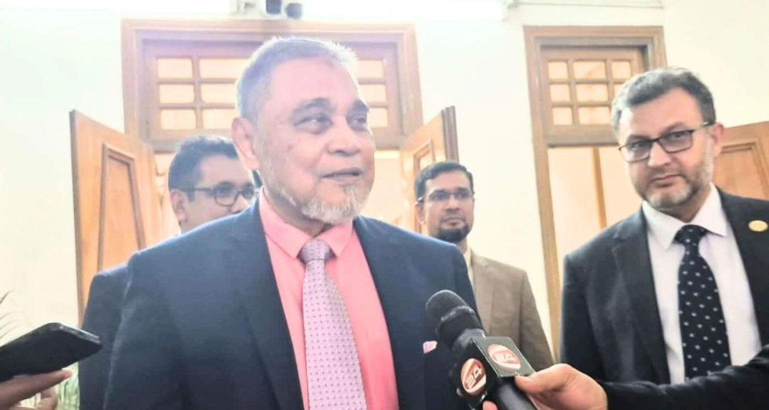 প্রধান-বিচারপতির-সঙ্গে-বৈঠক-শেষে-যে-বার্তা-দিলেন-সিইসি