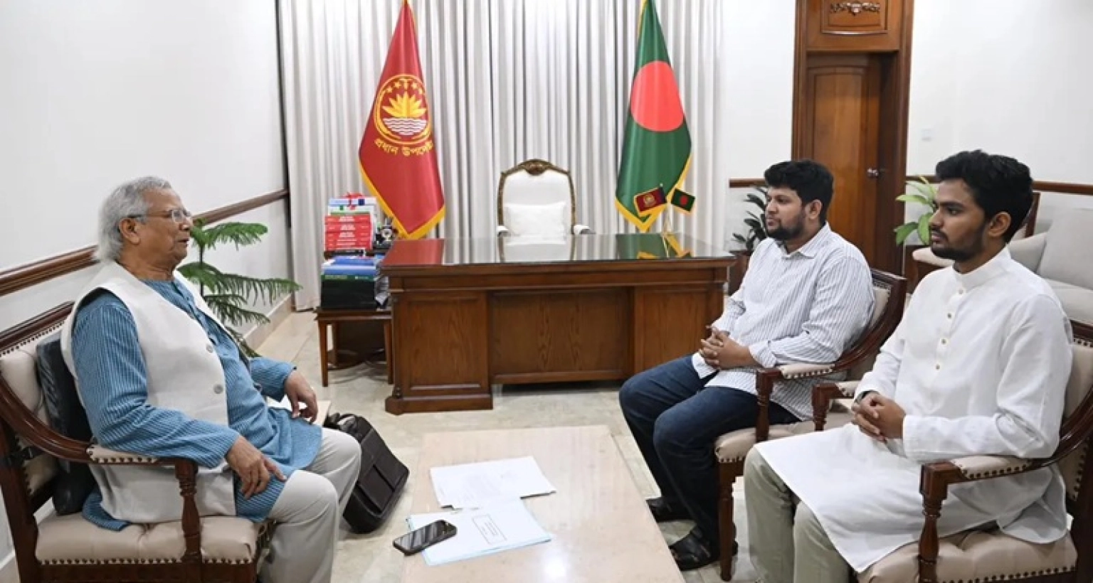 মাহফুজ-আসিফের-পদত্যাগপত্র-গ্রহণ-করে-যা-বললেন-প্রধান-উপদেষ্টা