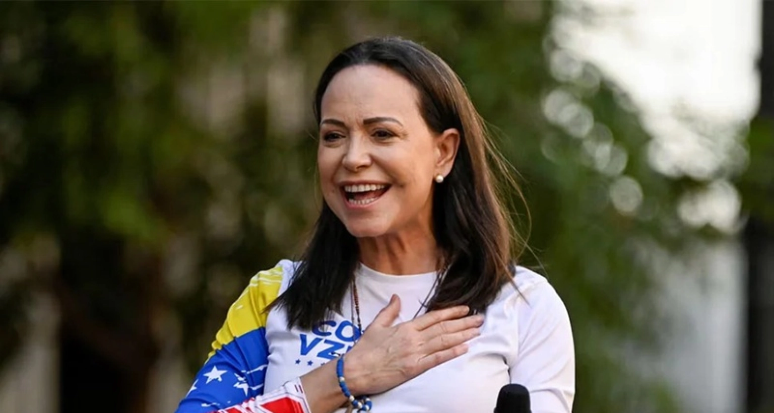 নোবেল পুরস্কার পেয়েও যে কারণে নিতে আসছেন না মাচাদো