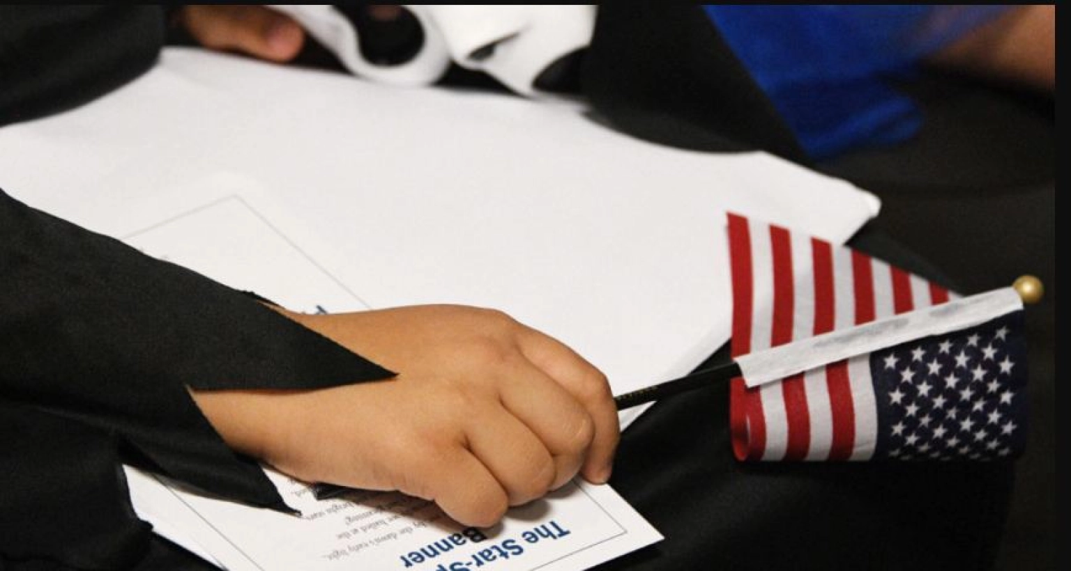 এবার যে দেশ চালু করল ‘গোল্ড ভিসা’, যত টাকায় সরাসরি নাগরিকত্ব