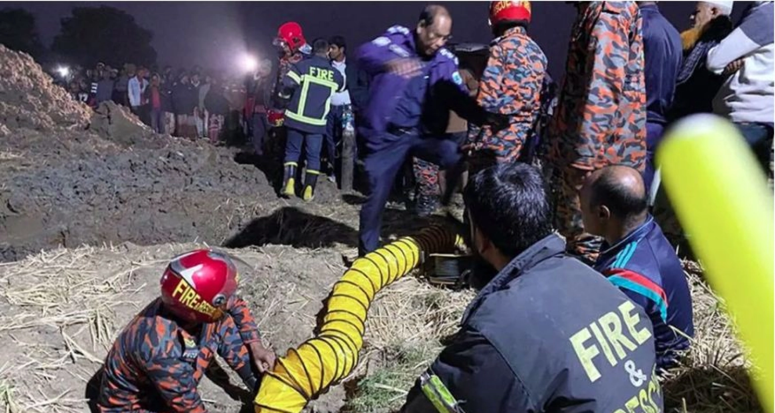 গভীর গর্ত থেকে উদ্ধার করা শিশু সাজিদ কী বেঁচে আছে? যা জানা গেল