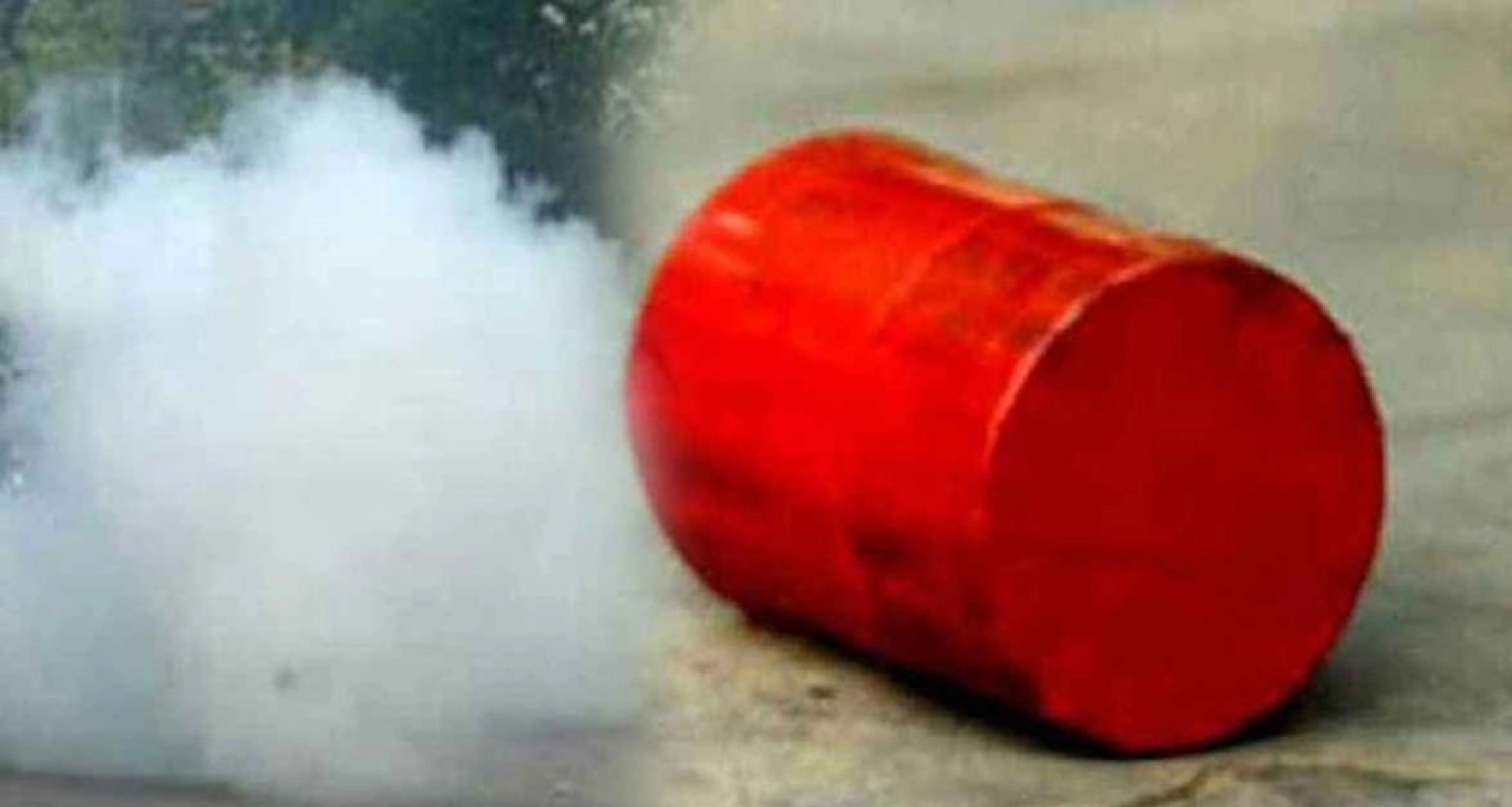 রাজধানীর ৩ এলাকায় ককটেল বিস্ফোরণ