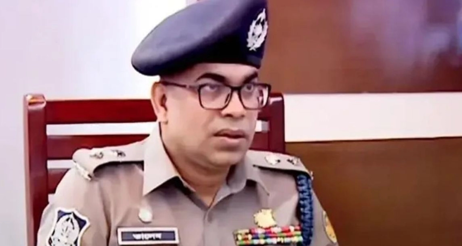 ওসমান হাদির হামলাকারীরা কী ভারতে পালিয়ে গেছেন? যা জানাল ডিএমপি