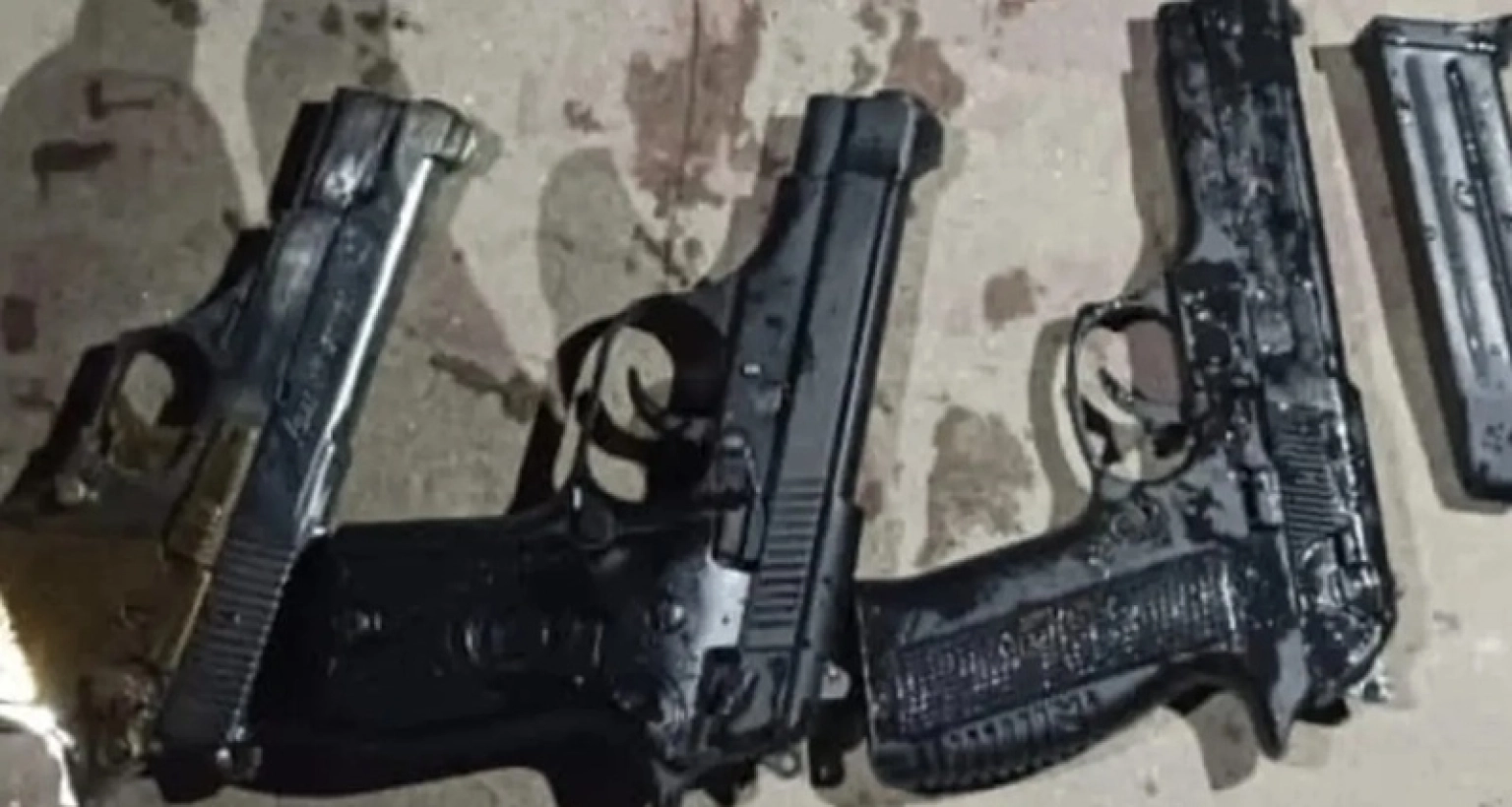 হাদিকে হত্যাচেষ্টায় ব্যবহৃত ৩ অস্ত্র উদ্ধার, শুটার ফয়সালের বাবা গ্রেপ্তার