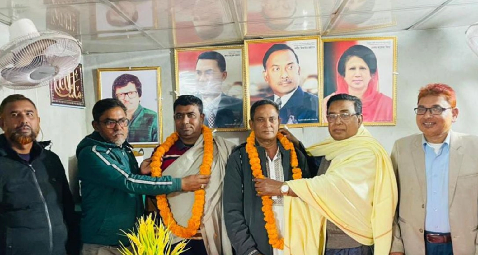  কৃষক লীগের দুই নেতার বিএনপিতে যোগদান 