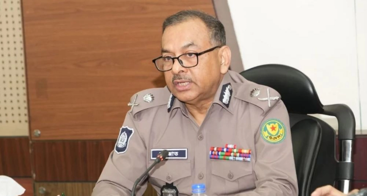 আন্দোলনকারীদের প্রতি যে বার্তা ডিএমপি কমিশনারের