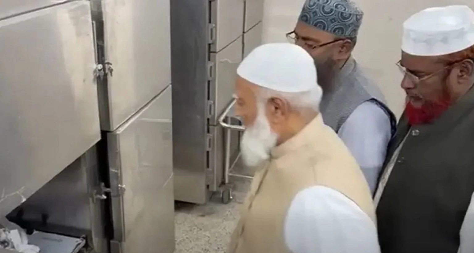 দেশে ফিরেই হাসপাতালে ছুটে গেলেন জামায়াত আমির ডা. শফিকুর রহমান