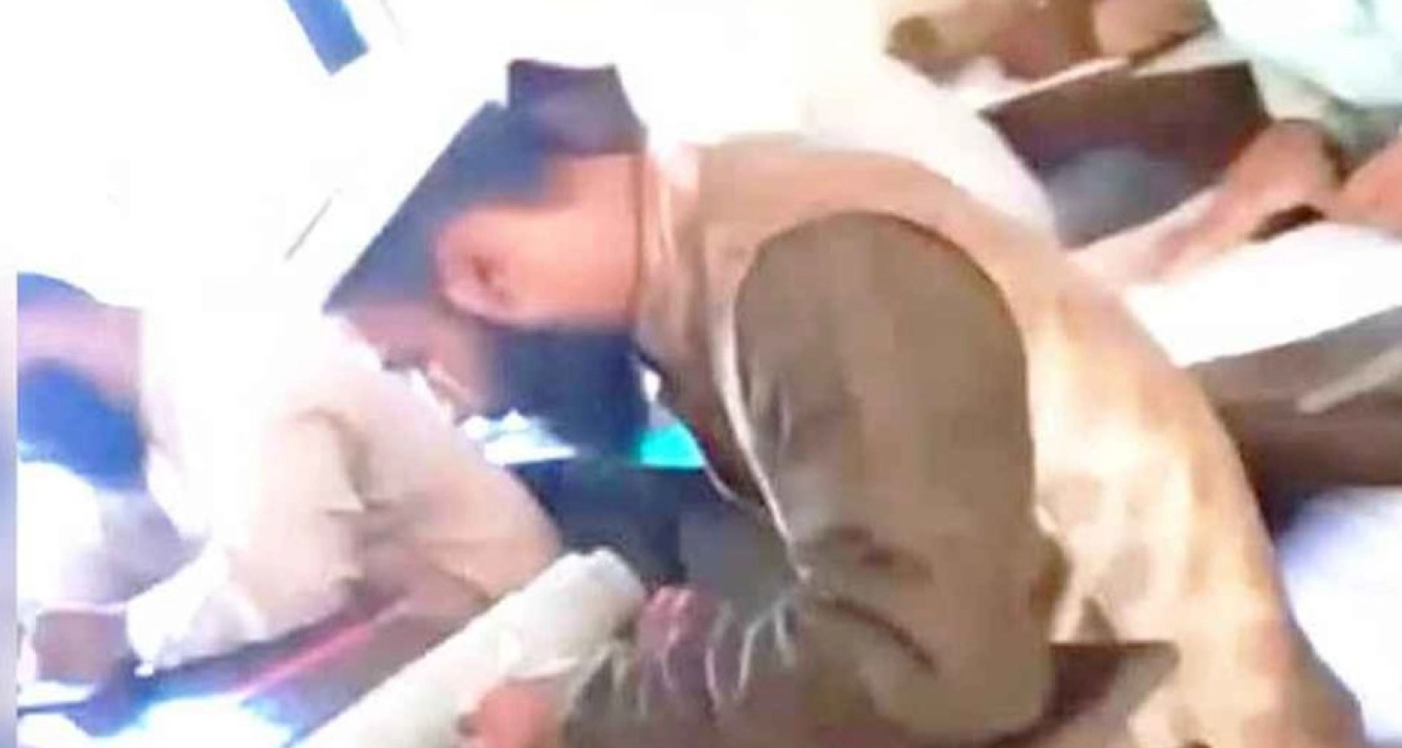 পরীক্ষায় প্রকাশ্যে বই খুলে উত্তরপত্রে লেখার ভিডিও ভাইরাল